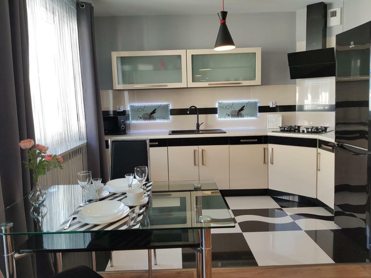 Apartment Luxury Oasis Srodmiescie Downtown 3 Os Krakow Ngoại thất bức ảnh